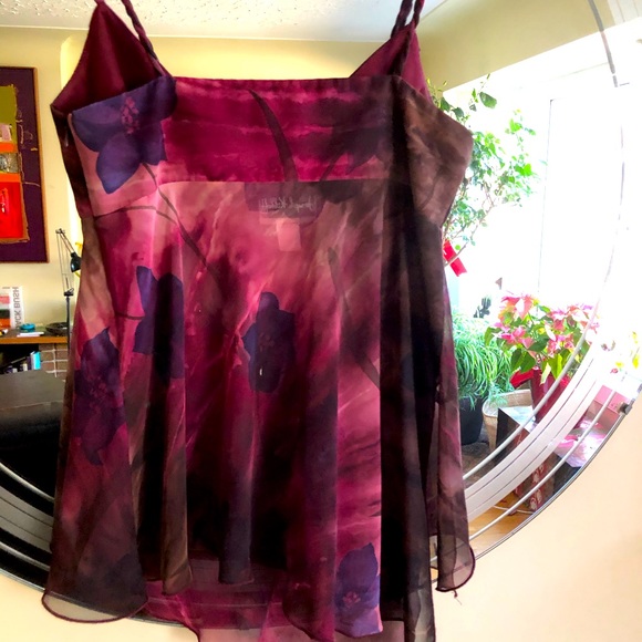 Joseph Ribkoff burgundy print camisole. Elegant and fluid. - Picture 10 of 12
